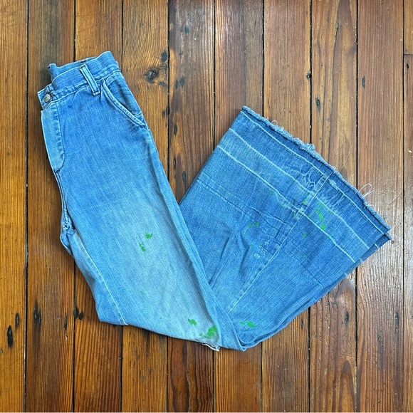 Vintage 1960s/70s Carol Evans JCPenney girls patched bell bottom dungarees 12 - Picture 2 of 12